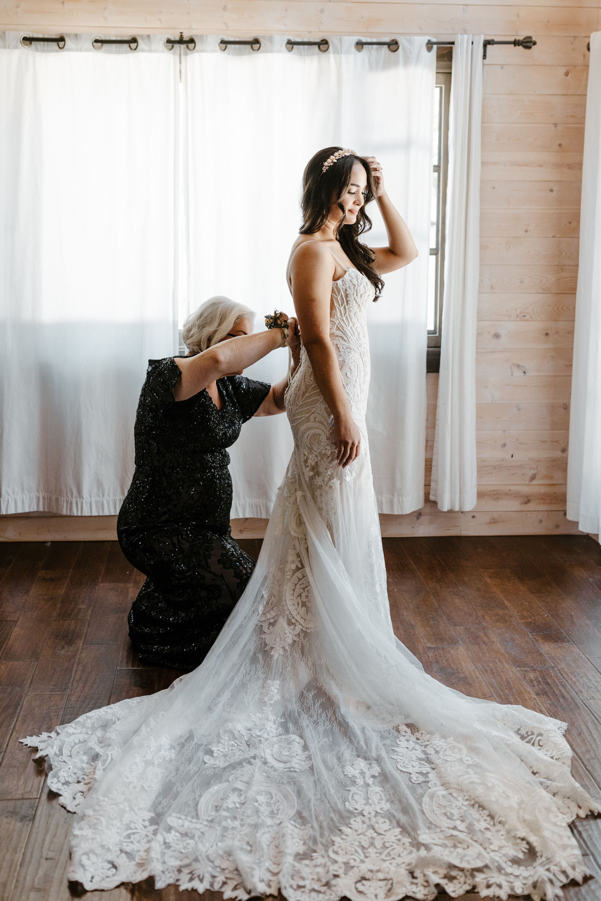 Lively Eclectic Destination Wedding at Gardner Ranch