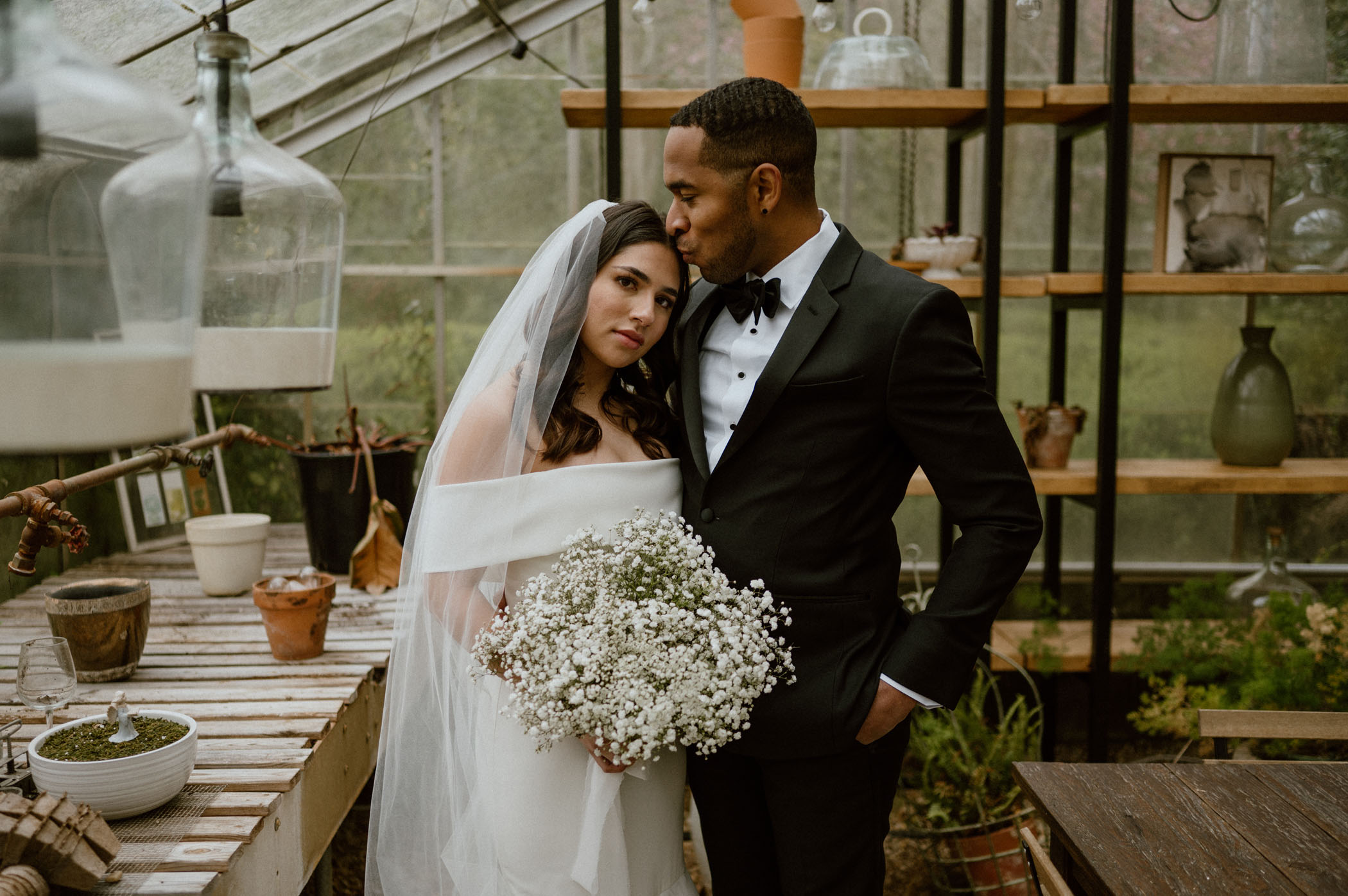 Minimalistic Baby's Breath Wedding at Meadowlark 1939 in Atlanta