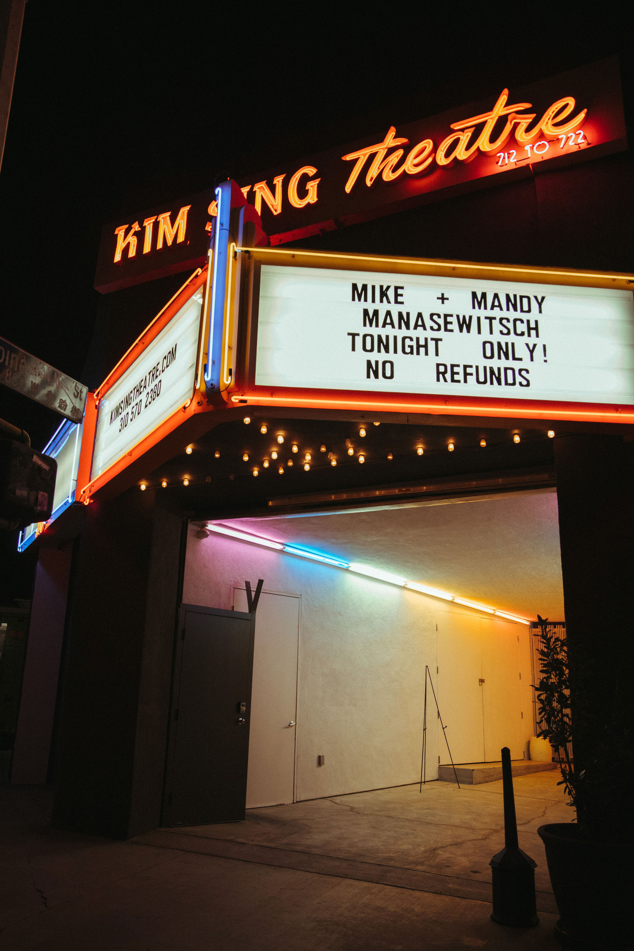Artsy Los Angeles Wedding at the Kim Sing Theatre
