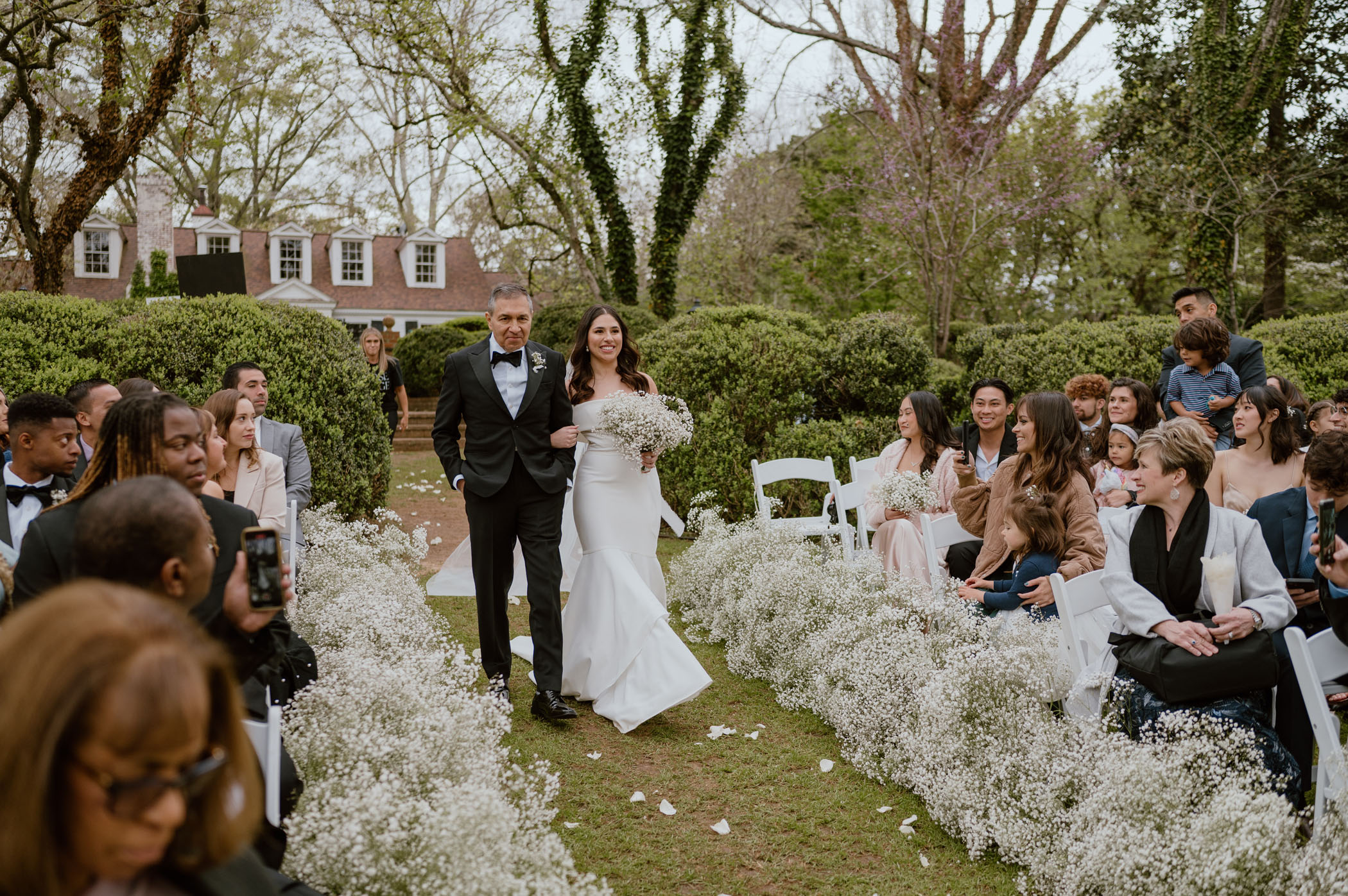 Minimalistic Baby's Breath Wedding at Meadowlark 1939 in Atlanta