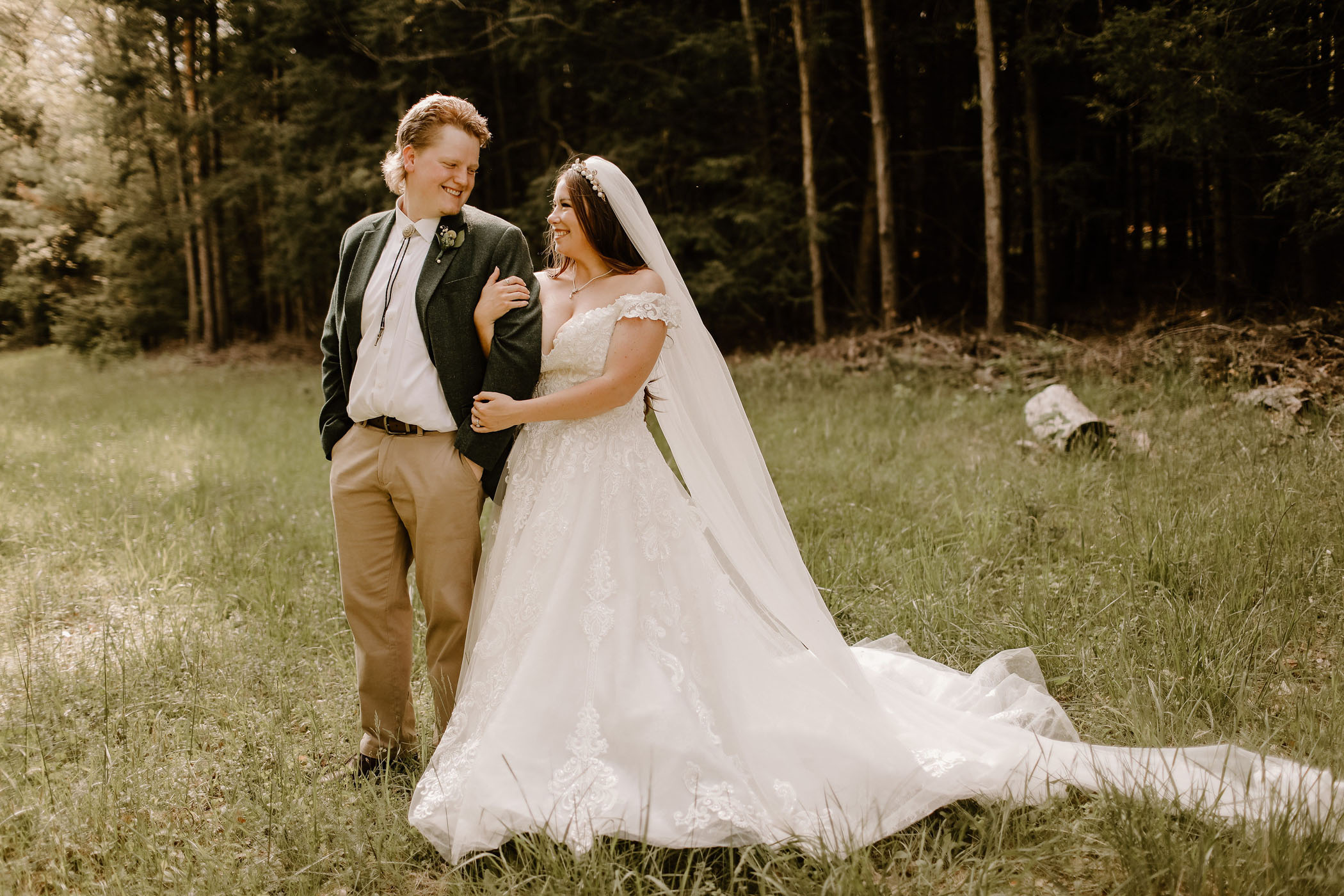 70s Inspired DIY Wedding in Central Pennsylvania Mountain Hideaway