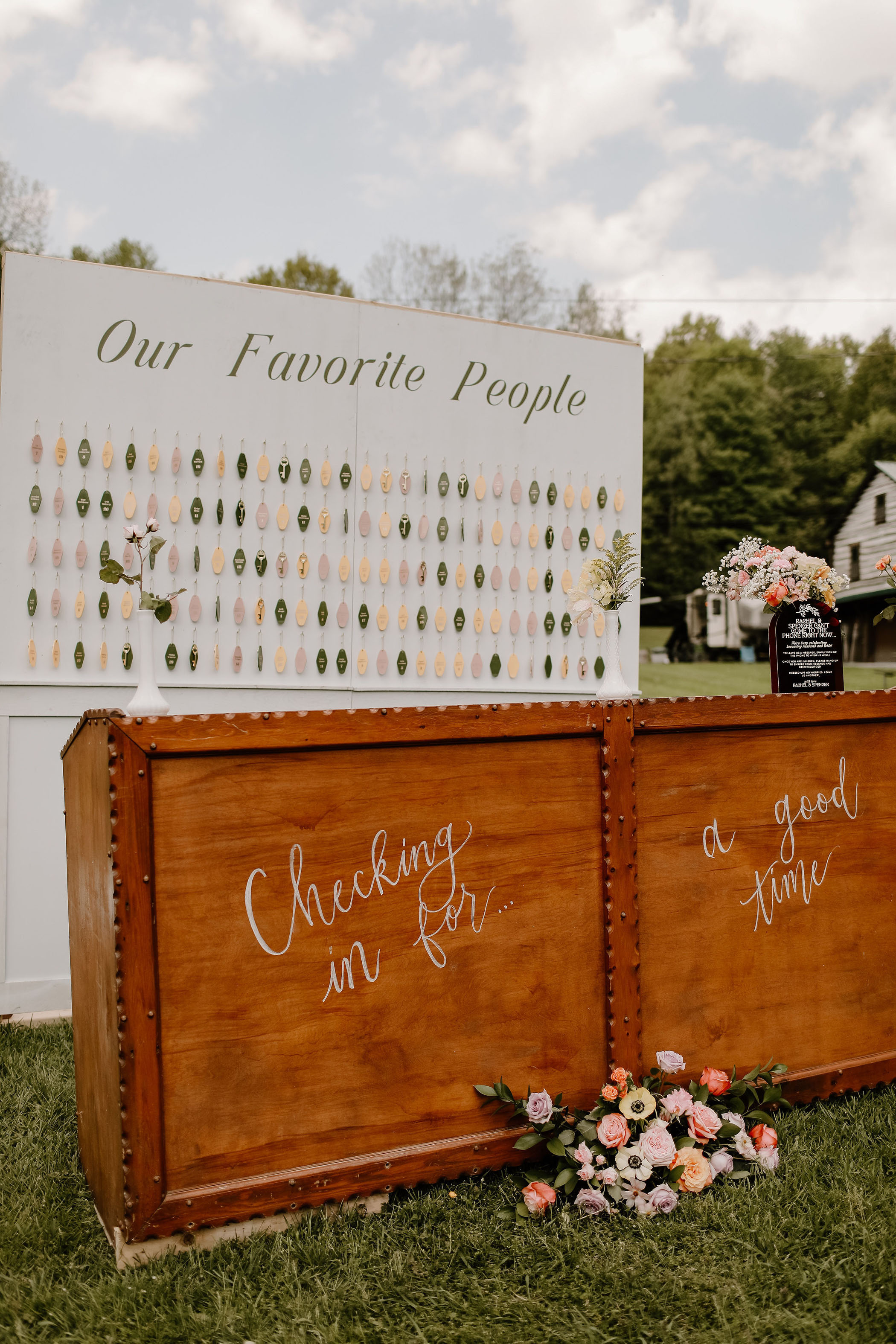 70s Inspired DIY Wedding in Central Pennsylvania Mountain Hideaway