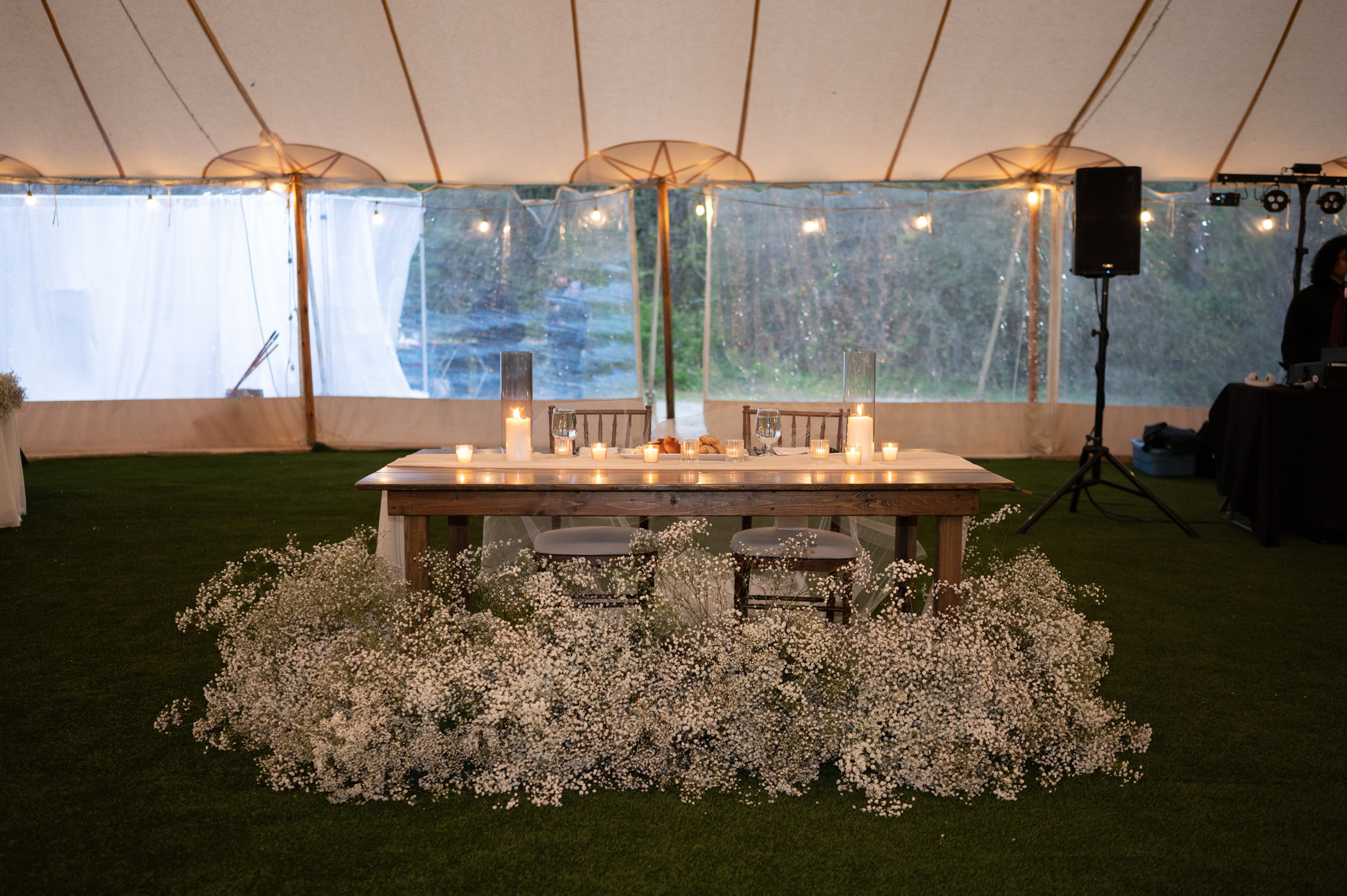 Minimalistic Baby's Breath Wedding at Meadowlark 1939 in Atlanta
