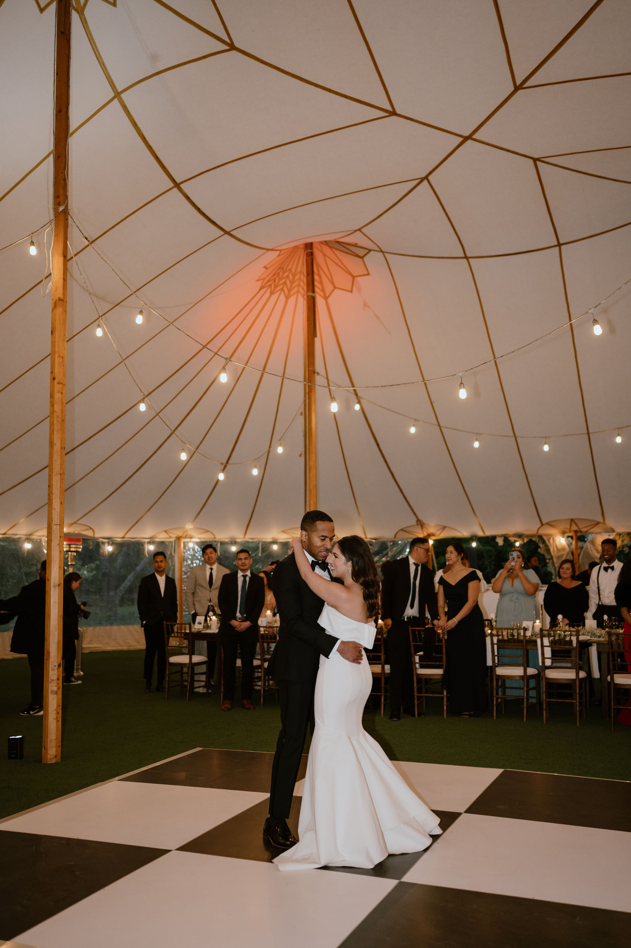 Minimalistic Baby's Breath Wedding at Meadowlark 1939 in Atlanta