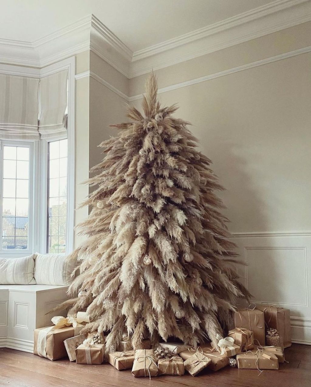 chic natural monochrome pampas grass Christmas tree