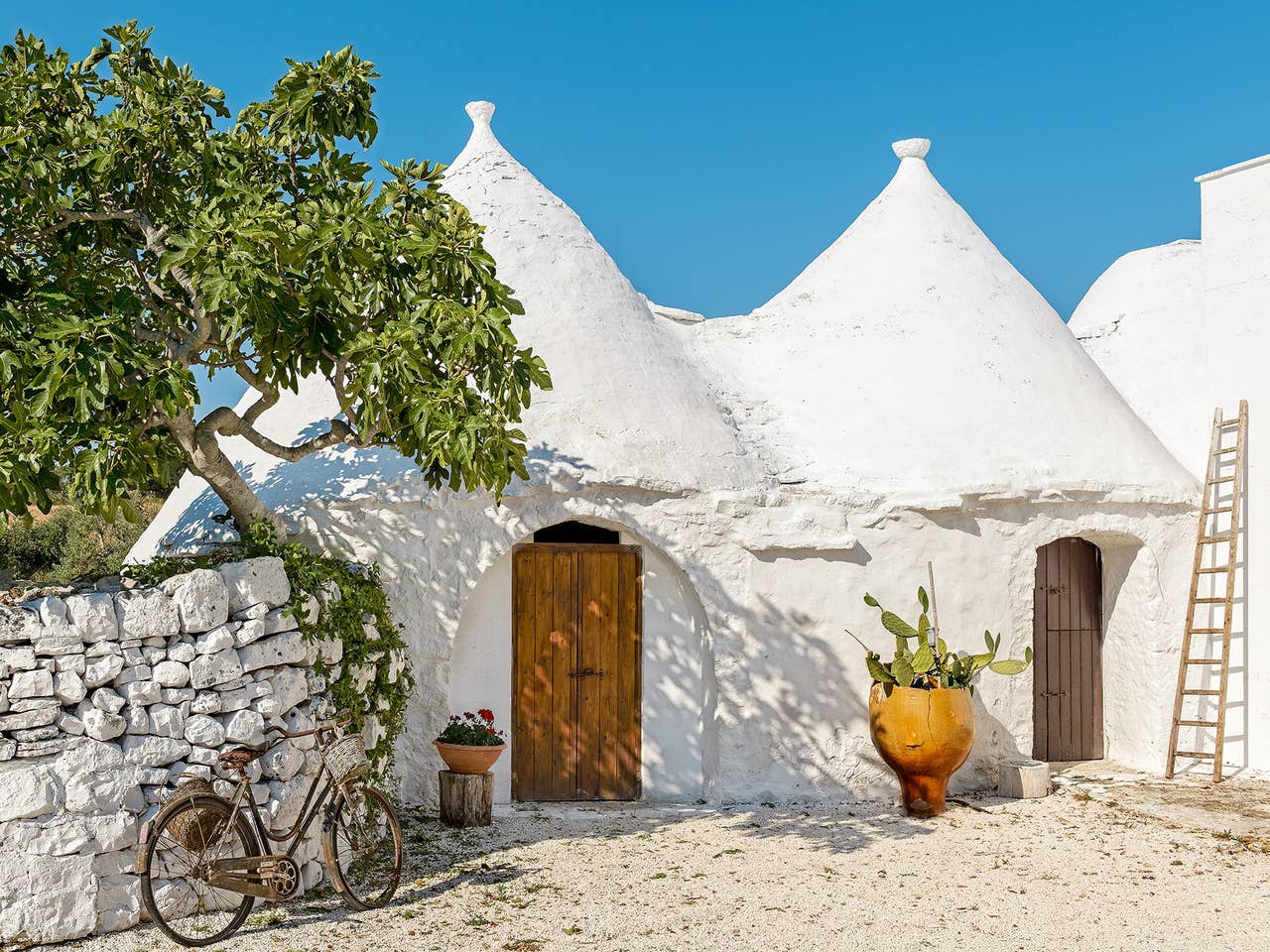 trullo on airbnb in ostunti
